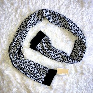 Michael Kors Black and White Logo Scarf NEW WITH TAGS 10”X64”